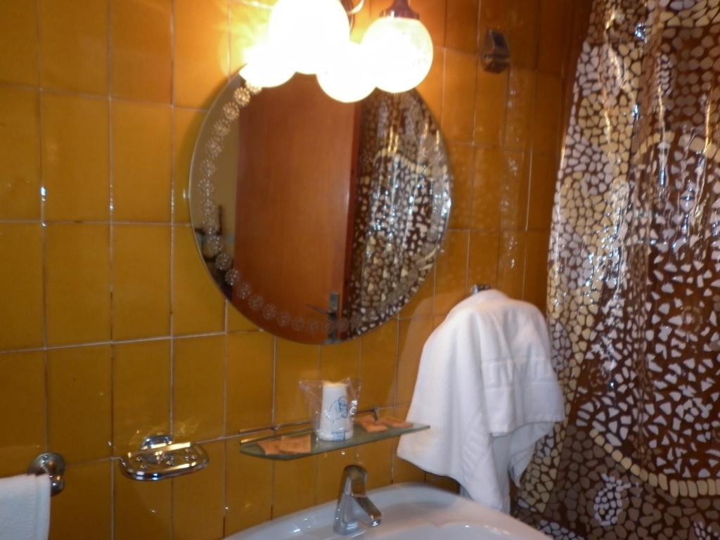 Fonda Cerdanya Hotel Puigcerda Room photo