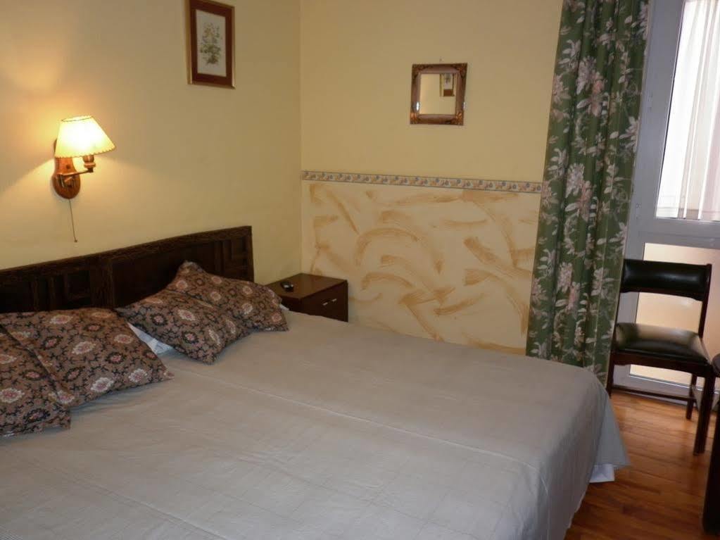 Fonda Cerdanya Hotel Puigcerda Exterior photo